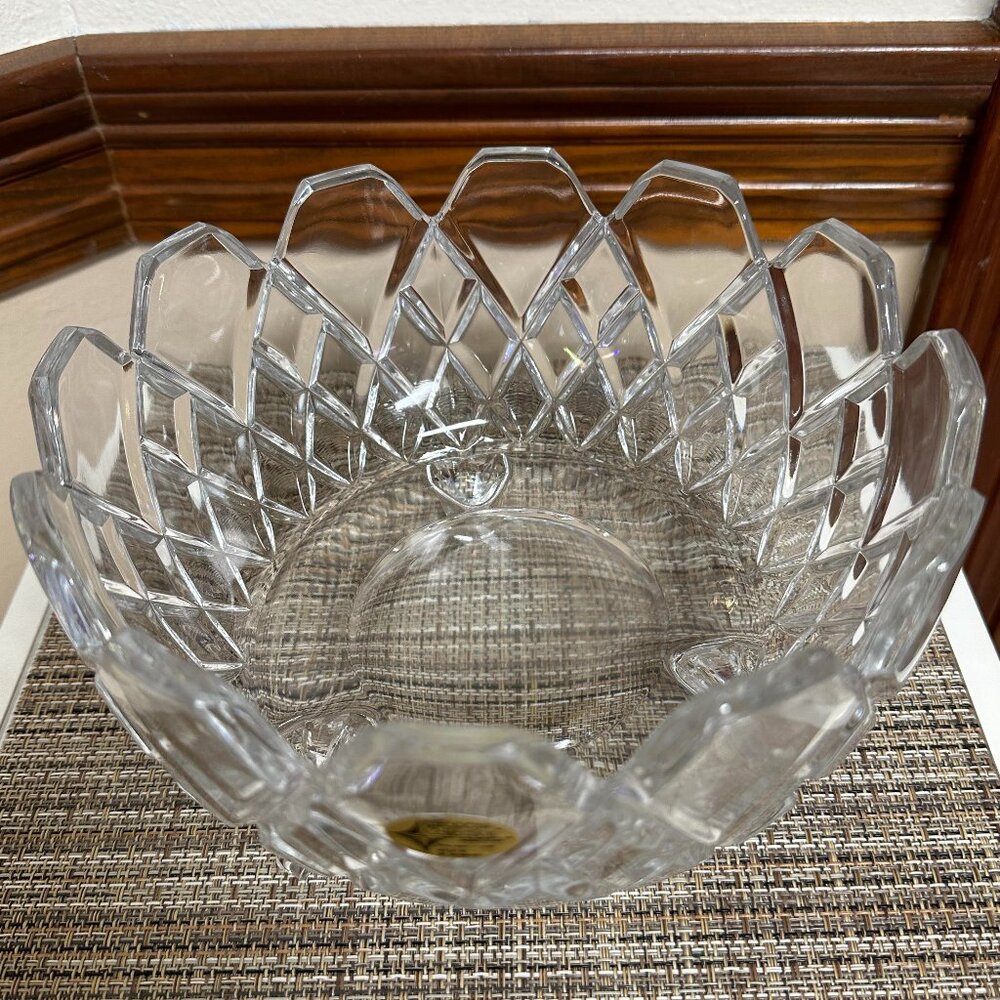 Crystal bowl from The European Collection